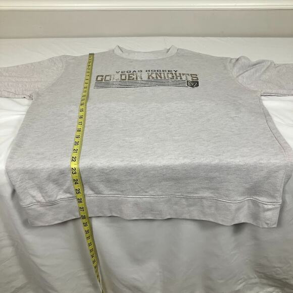 Las Vegas Golden Knights Sweatshirt Mens Size L Champion Crew Neck Gray NHL - Picture 7 of 11